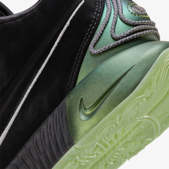 Baskets Nike LeBron XXI Dorées Taille 41 - Neuves Avec Boîte, Collection LeBron James
